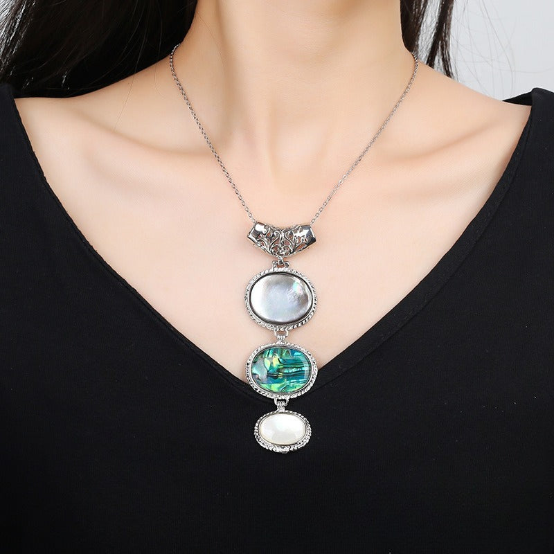 Ocean Lover Oval Shell Pendant Jewelry Abalone Shell Alloy Holder Fashionable Eye-Catching Accessory