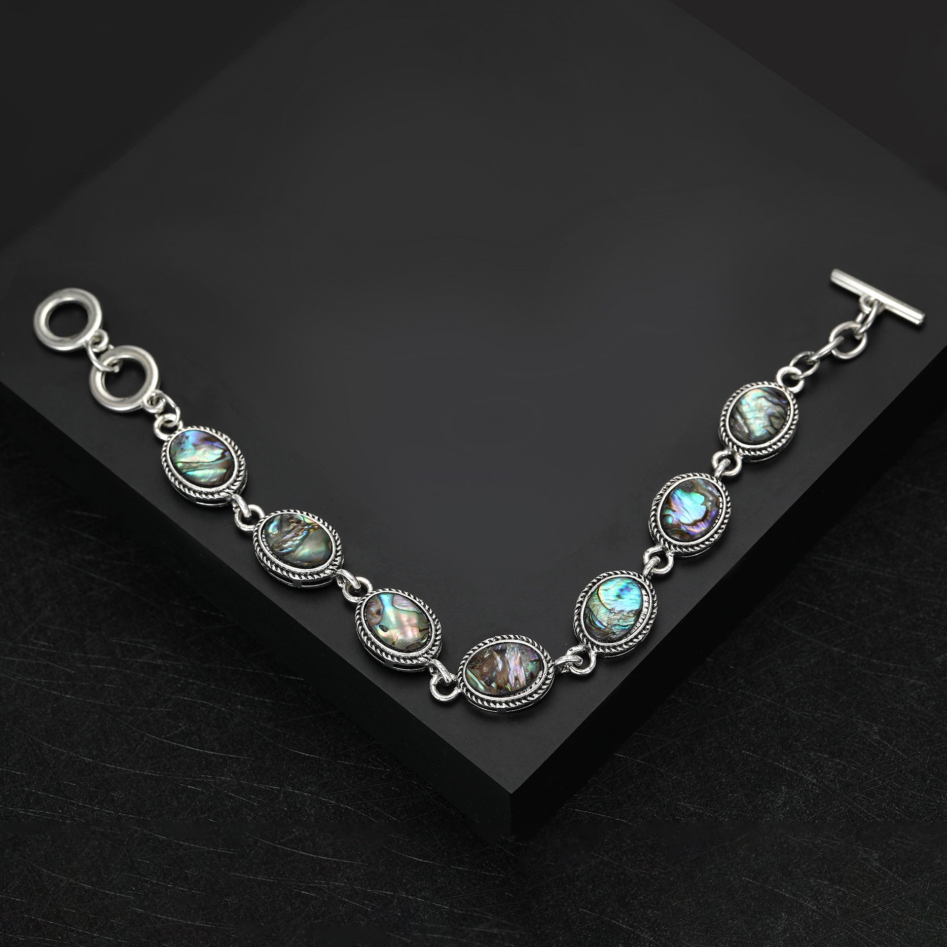 Fashionable natural abalone shell bracelet accessories, teardrop and round abalone shell bracelets, handcrafted in the factory
