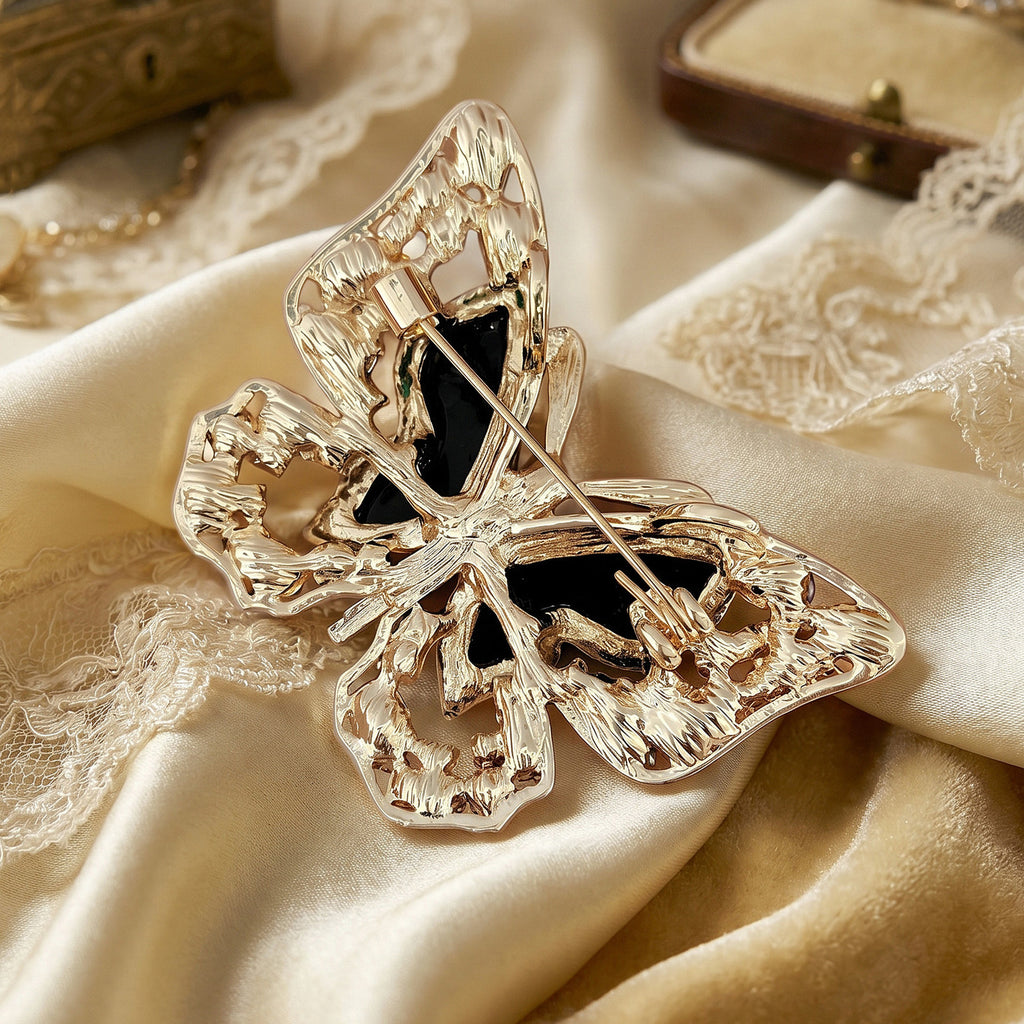 Fashion Alloy Abalone Shell Butterfly Brooch, Versatile and Elegant Ladies' Clothing Pin: BR5824