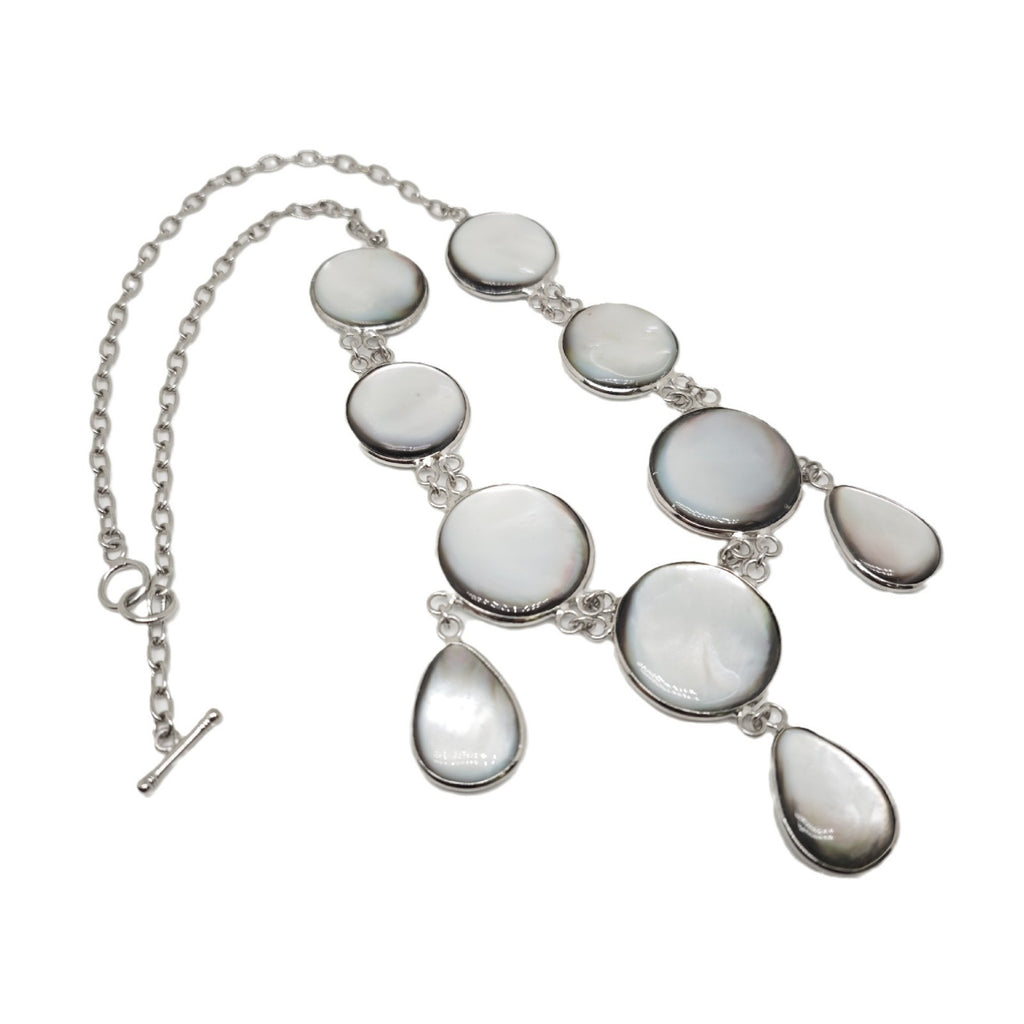 Ocean Queen Natural White Shell Long Necklace for Women, Versatile High-End Look Collarbone Chain, Copper Silver-Plated Jewelry Wholesale
